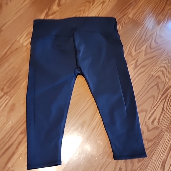 Lululemon capris leggings size 12/xl running - Picture 10 of 13